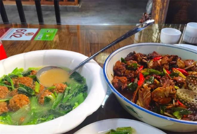 洪沟崖张记炒鸡店