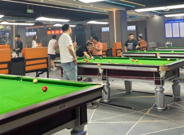 球包包桌球俱乐部