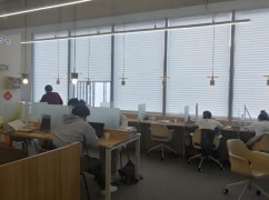 時不我待自習館