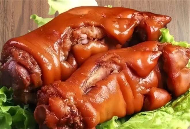 新城门现卤猪手