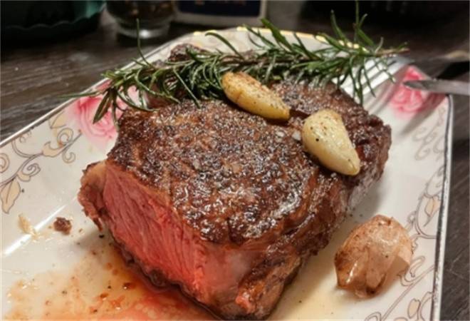 花玥厨厚切牛排