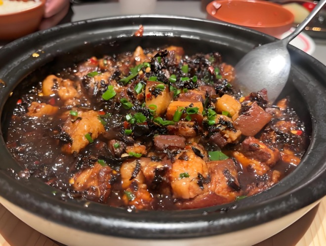 小而湘湖南小炒砂鍋菜