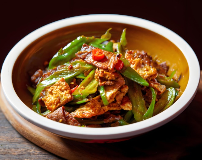 小而湘湖南小炒砂鍋菜加盟 小而湘湖南小炒砂鍋菜加盟