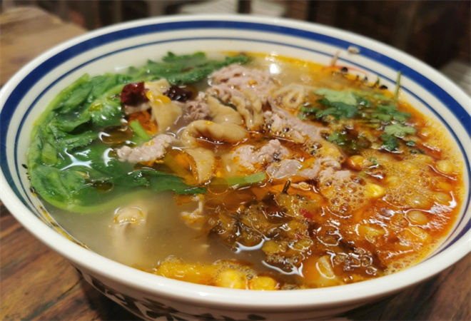 鮮好婆生燙牛肉米線
