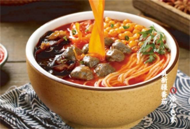 子宸什夹婆乌鸡米线