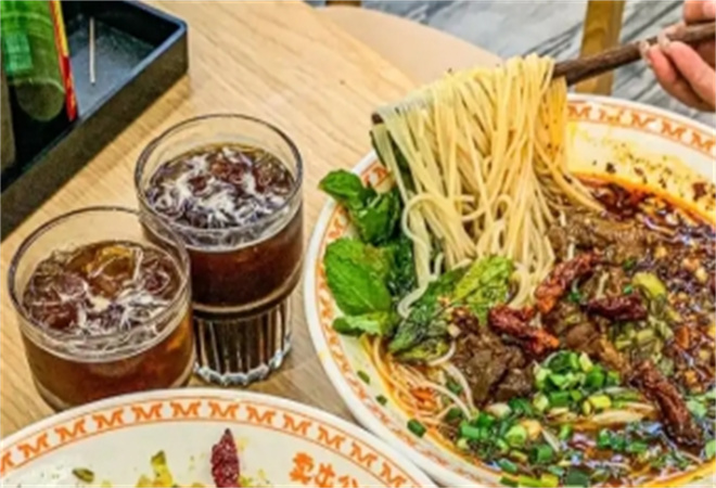 賣牛翁鮮切牛肉米線加盟