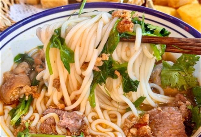 郑得鲜鲜烫牛肉米线