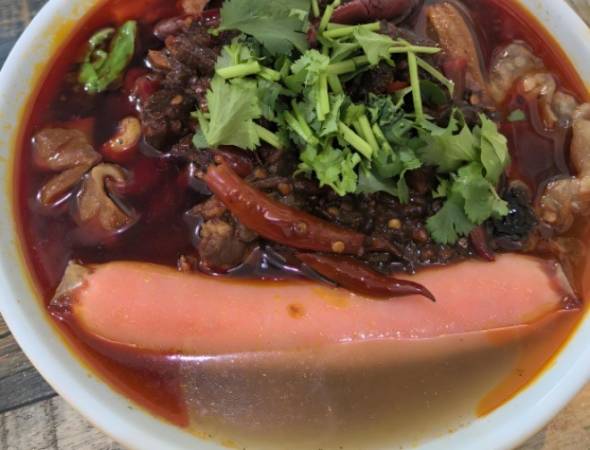 王窦和牛肉板面