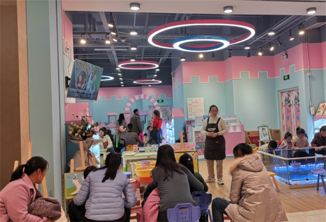 儿童益智手工体验馆加盟