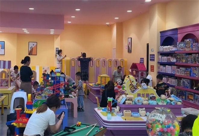 益智玩具体验馆加盟