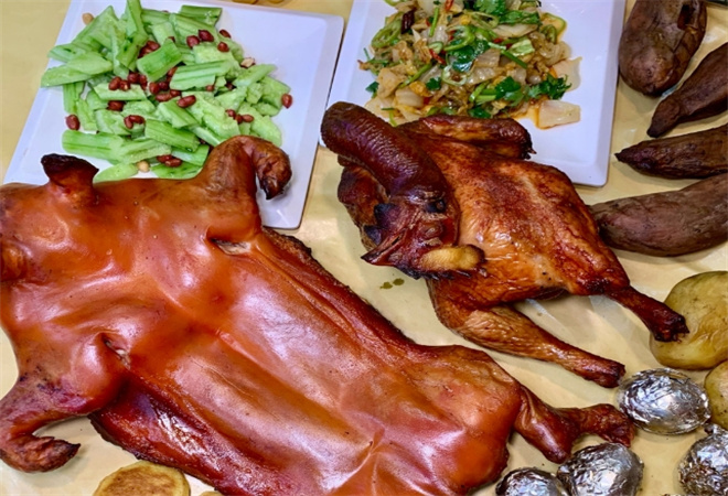 柴大叔土窯坑烤