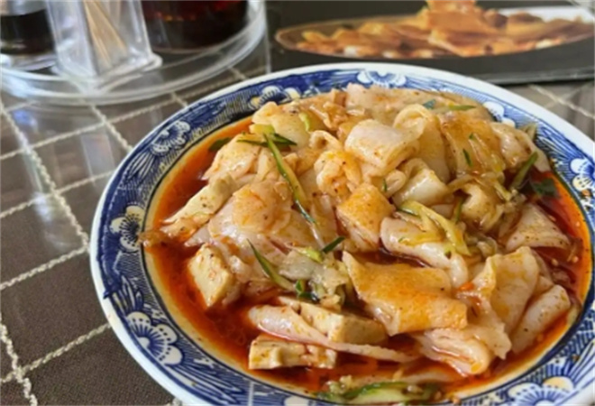 秦刀刀現烤肉夾饃涼皮加盟