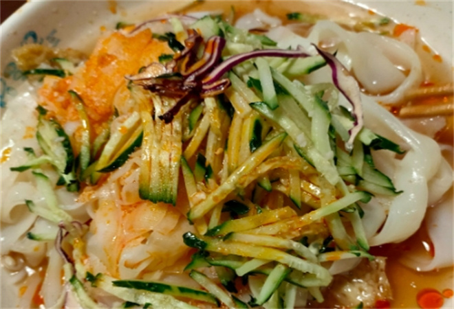 秦刀刀現烤肉夾饃涼皮