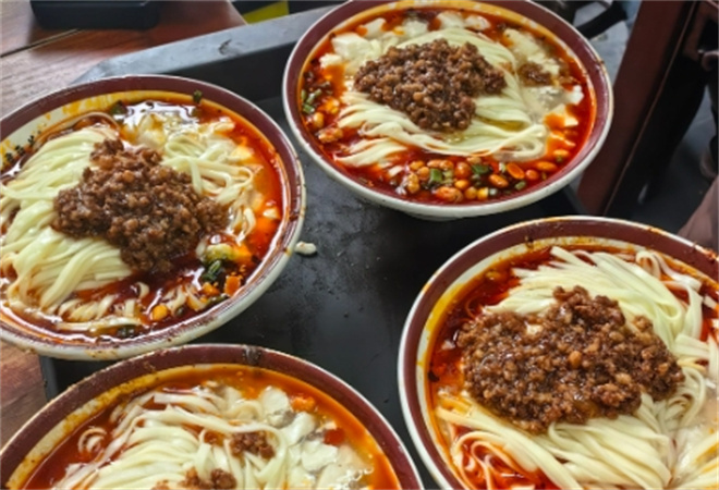 劉成祜豆花面加盟