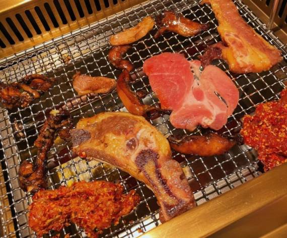 韩金阁自助火锅烤肉