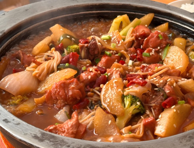 壹肆伍陸全民石鍋雞