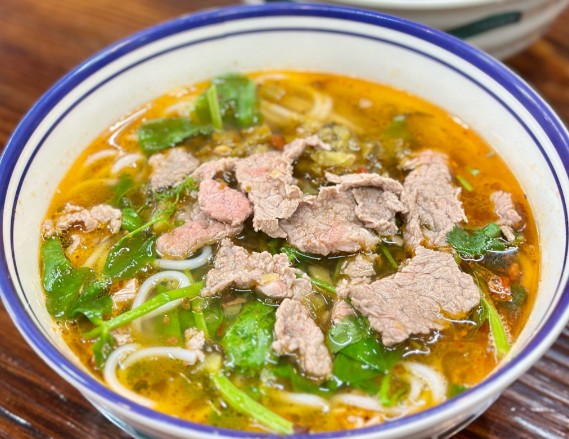 賢聚合牛肉粉 賢聚合牛肉粉