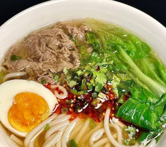 麒老师鲜切牛肉米线