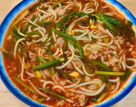 云七爷老昆明小锅米线