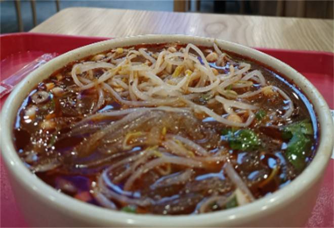 小九洲招牌米线酸辣粉