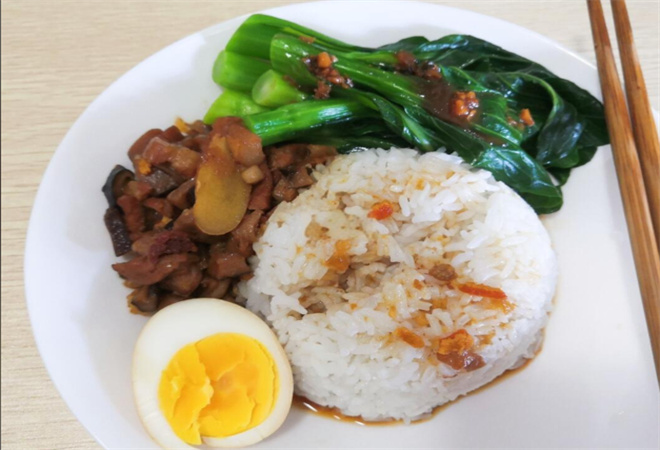 呆呆師傅鹵肉飯