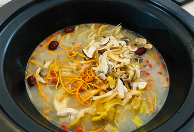 好菌道野生菌火鍋加盟