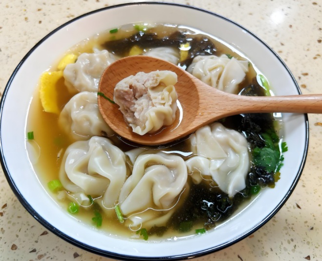 三府街馄饨 三府街馄饨