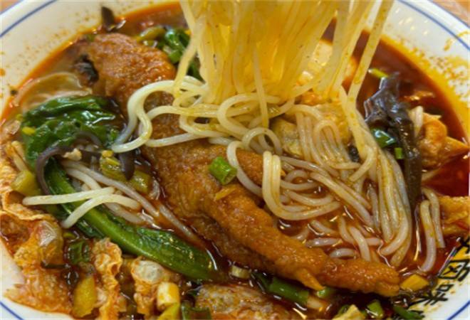 恭膳轩柳州螺蛳粉