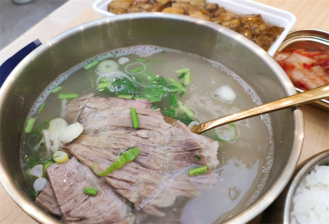 三合牛肉汤饭加盟