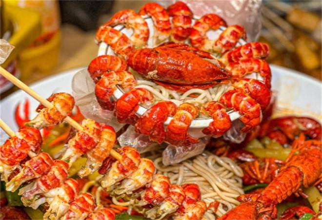 冲三毛烧烤龙虾