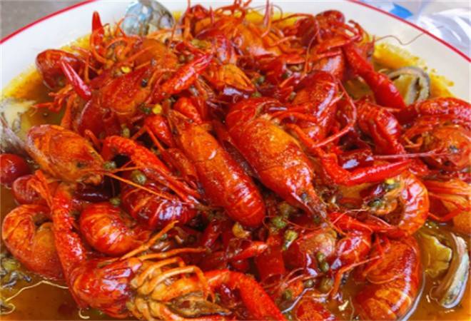 冲三毛烧烤龙虾