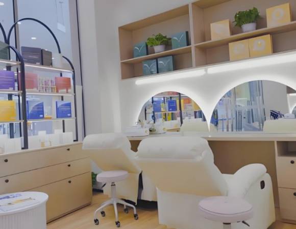 启然皮肤管理中心