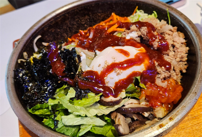 西柚見石鍋拌飯加盟 西柚見石鍋拌飯加盟