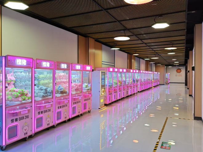 悭猪娃娃机
