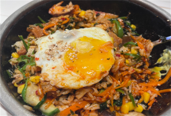 食邑韓舍石鍋拌飯