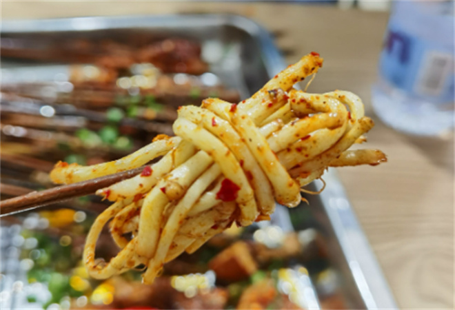 英子油炸串串加盟