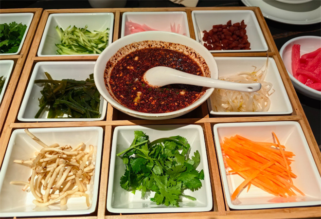 初味季牛肉米线加盟