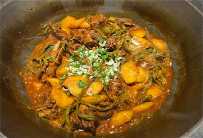 二胖家鐵鍋燉大鵝加盟