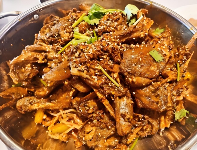 千汇丰渝州干锅鸭头 千汇丰渝州干锅鸭头