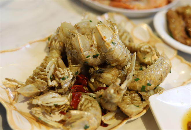 越鄉(xiāng)小廚海鮮加盟