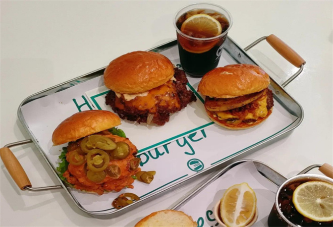 盛德士現(xiàn)烤漢堡加盟