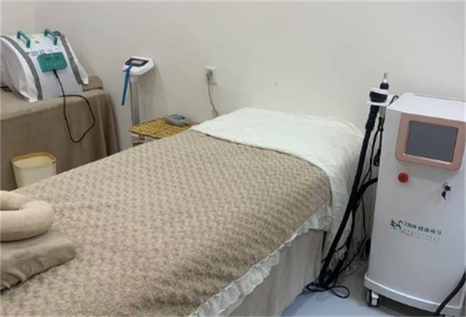 久润颜祛斑祛痘