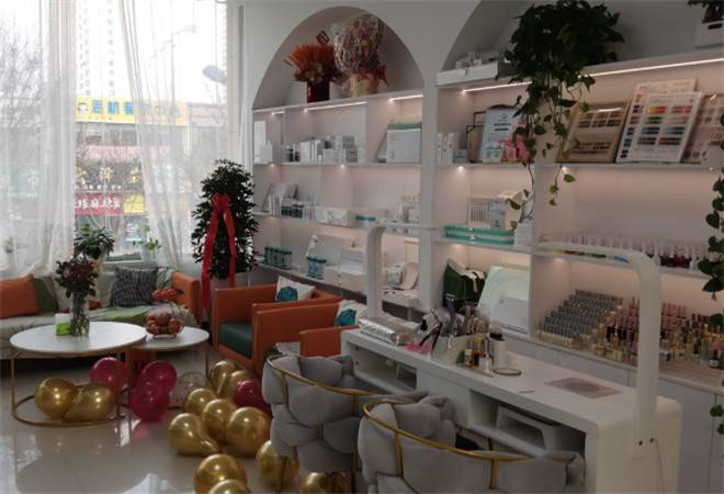 久润颜祛斑祛痘