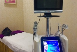 銀十字祛斑祛痘