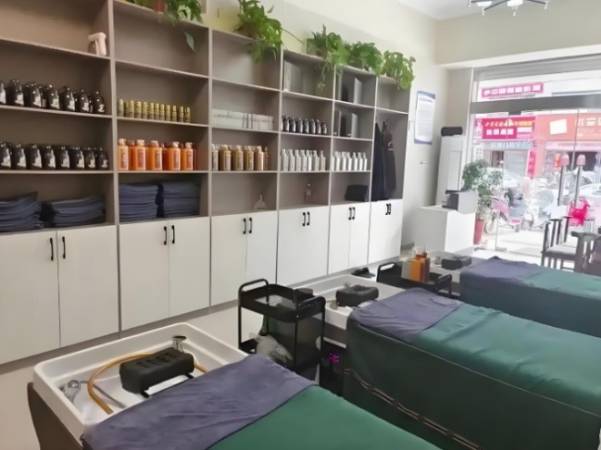 亮丝青生姜养发馆