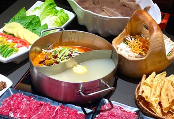 贵品牛宴潮汕牛肉火锅