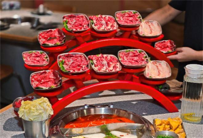 贵品牛宴潮汕牛肉火锅