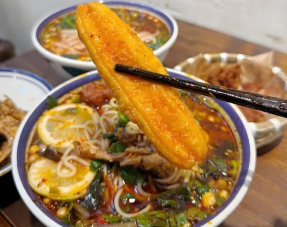 阿彩妹云南米线