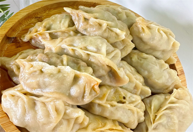 德壹籠灌湯蒸餃