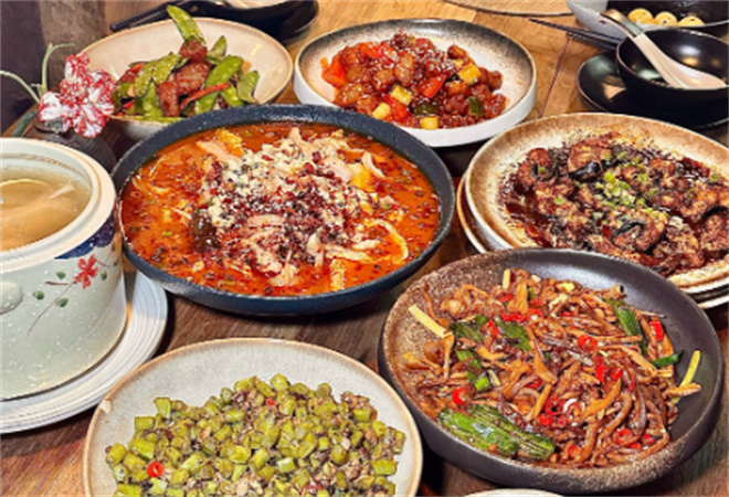 美口鮮現(xiàn)炒現(xiàn)做下飯菜加盟